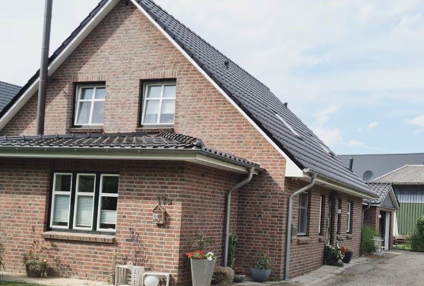 Traventhal House, Germany